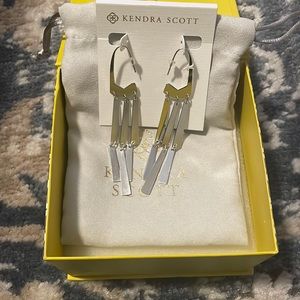 Kendra Scott tiered earring